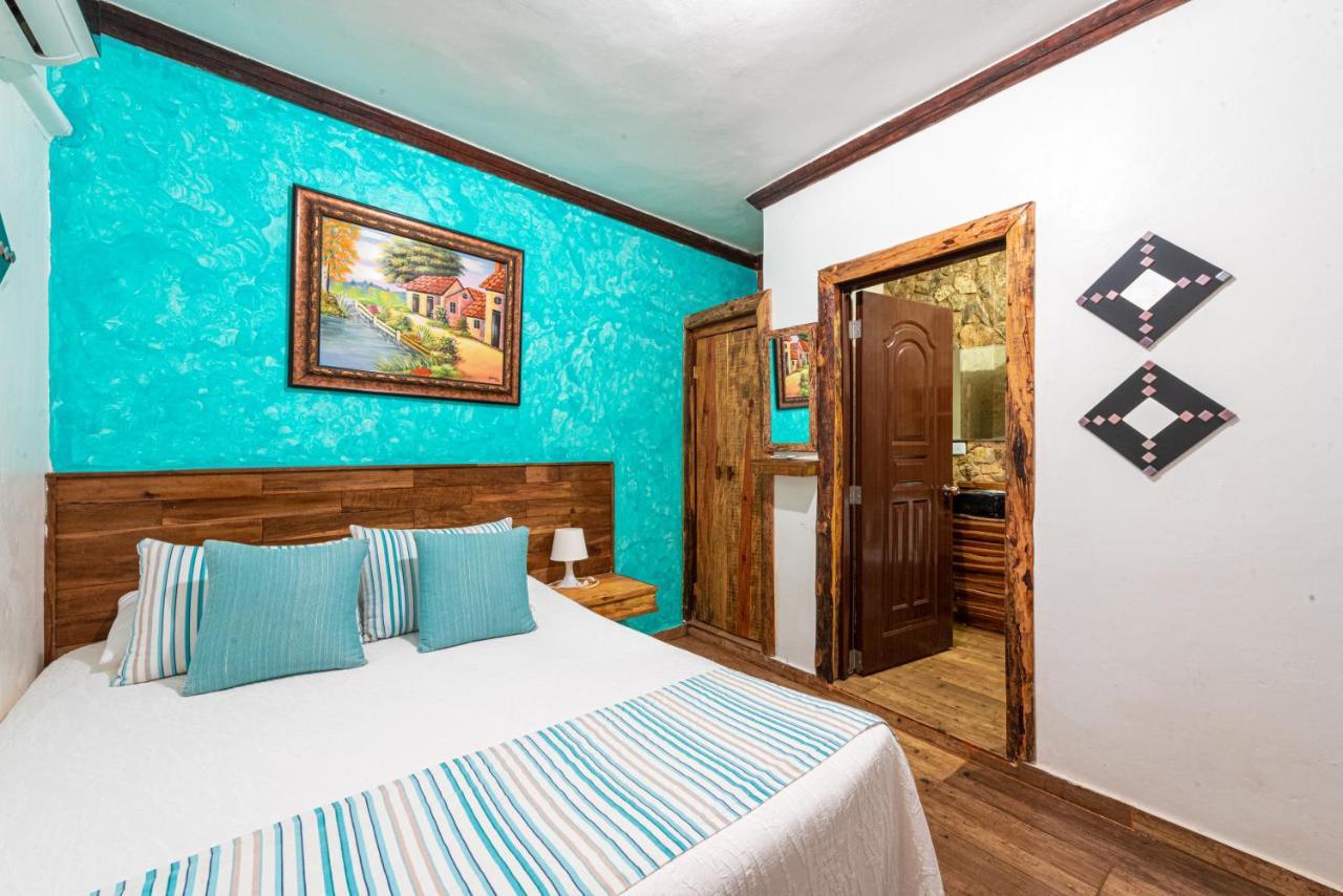 Vista De Aguilas Ecolodge Pedernales Ngoại thất bức ảnh