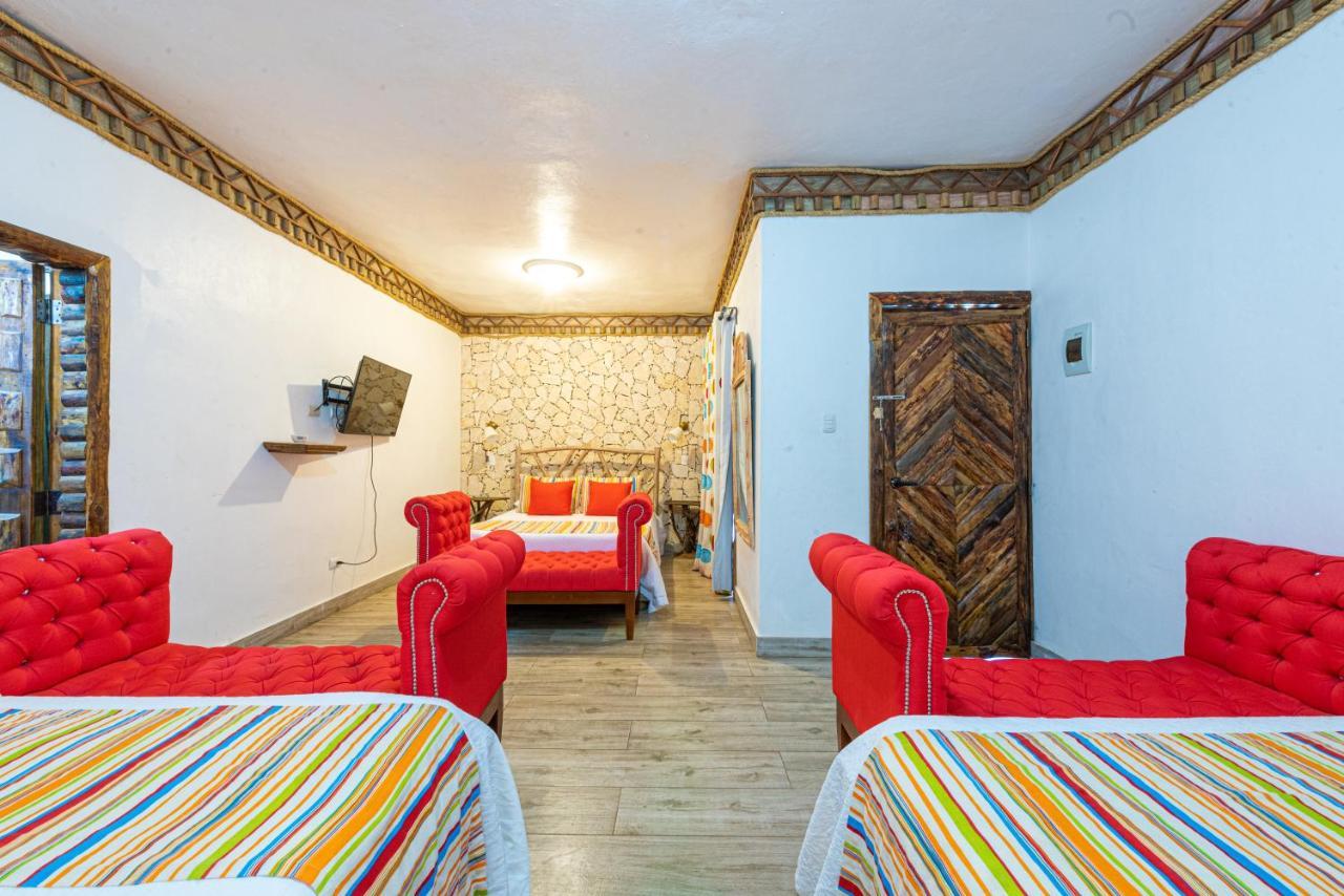 Vista De Aguilas Ecolodge Pedernales Ngoại thất bức ảnh