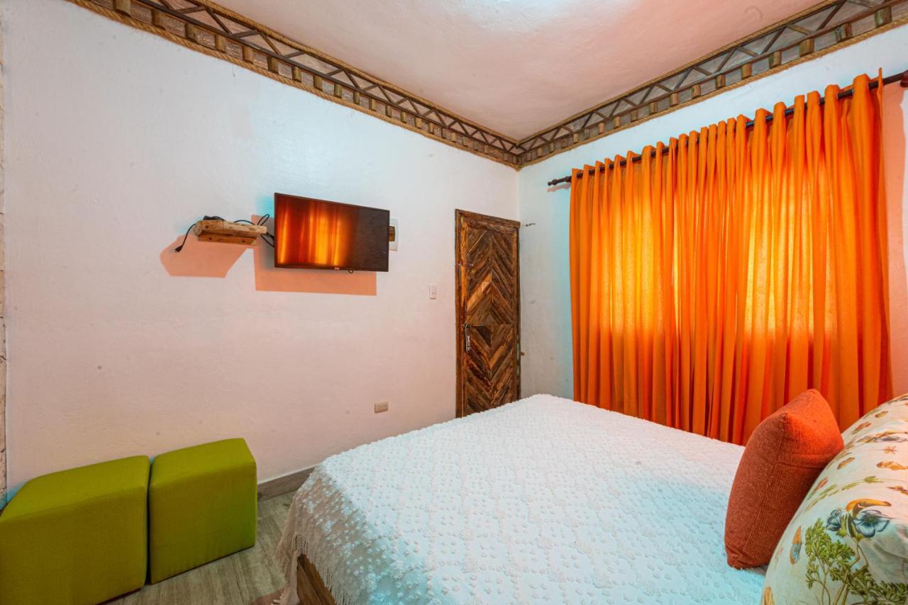 Vista De Aguilas Ecolodge Pedernales Ngoại thất bức ảnh